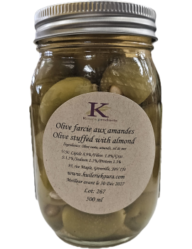 Olives vertes farcies aux amandes