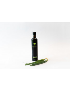 Scallion infused extra virgin olive oil